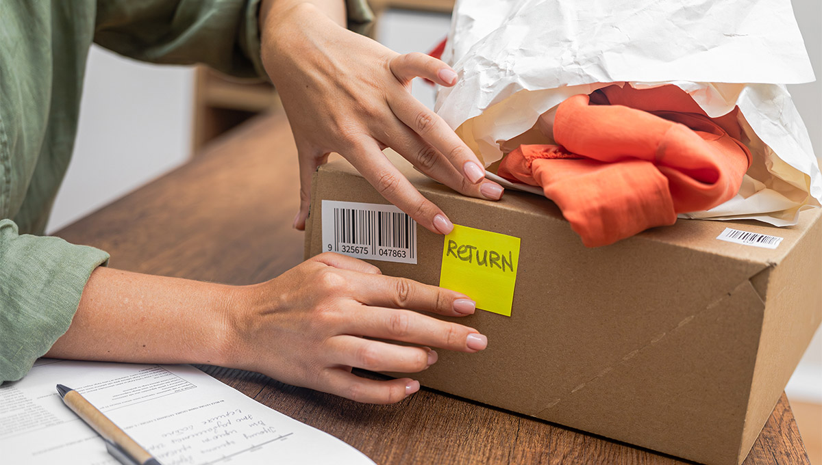 Unpacking Returns: Navigating the Impact of Product Returns on eCommerce Businesses